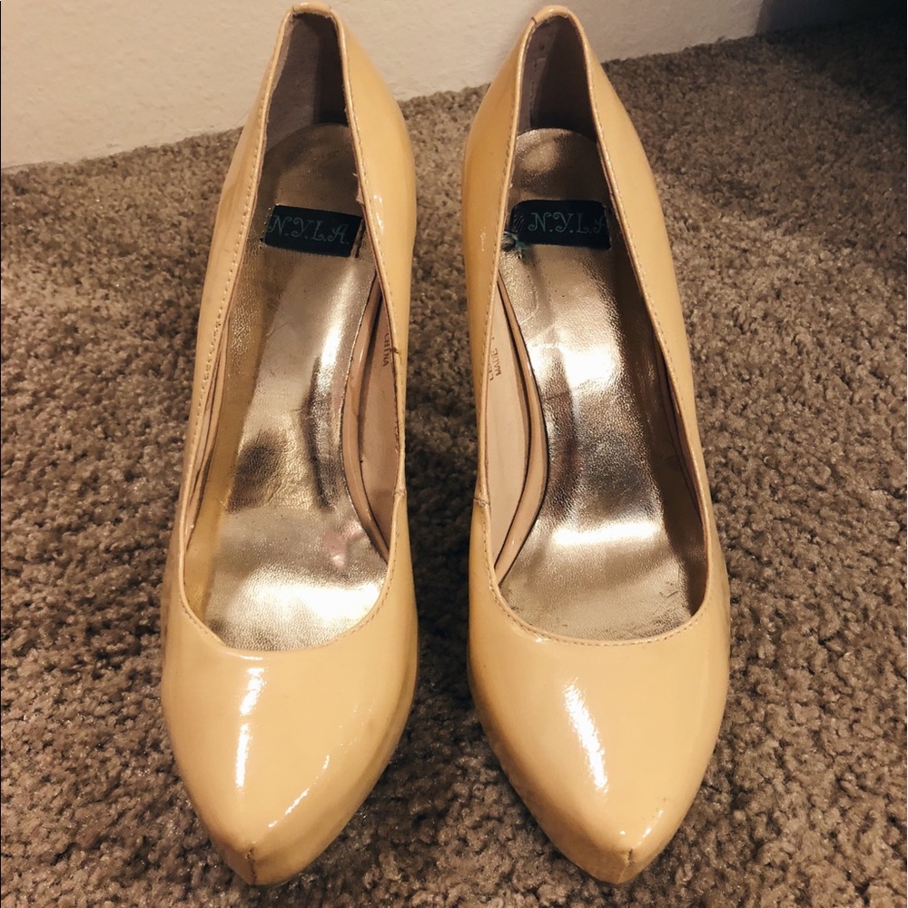 N.Y.L.A Tan High Stilettos - Picture 3 of 6